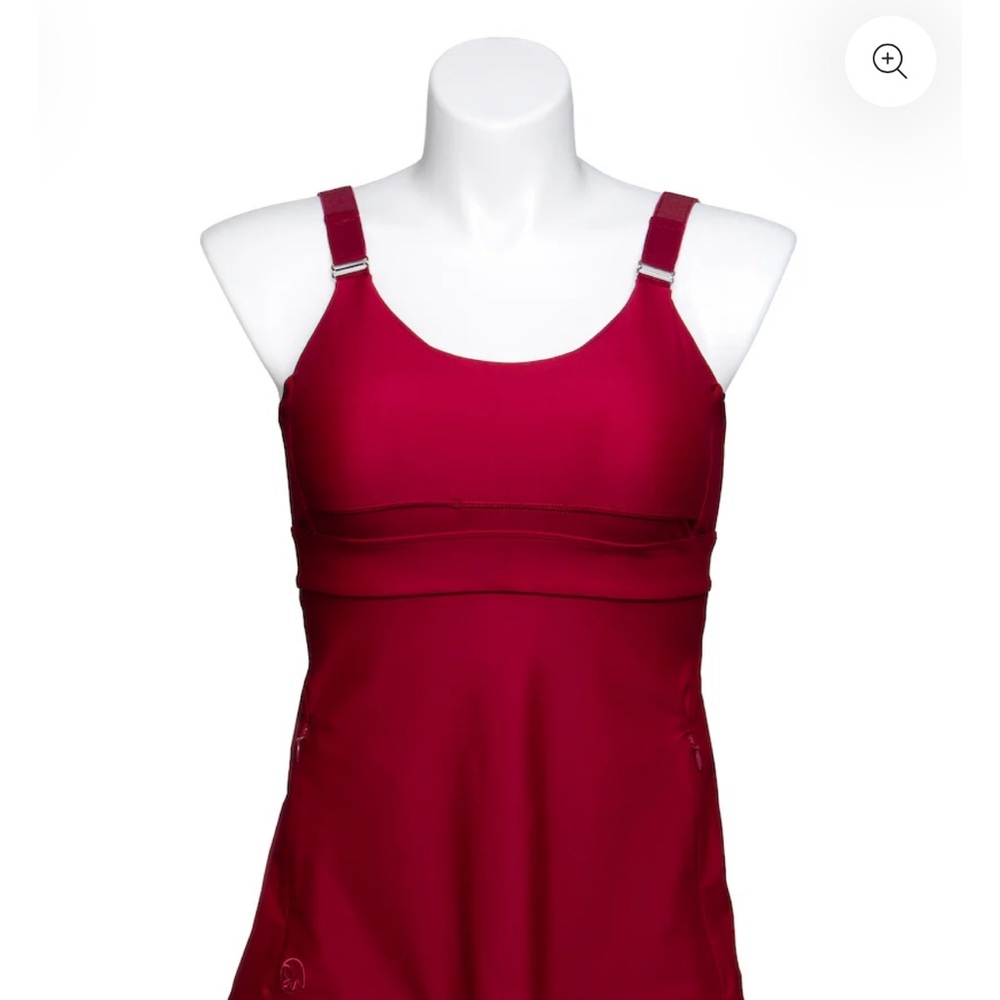 Journey Hands Free Pumping Tank (Apple Red)